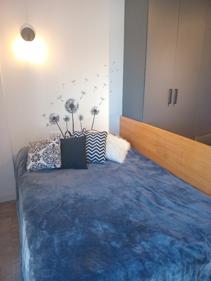 Departamento 1 ambiente reciclado frente al shopping Aldrey 