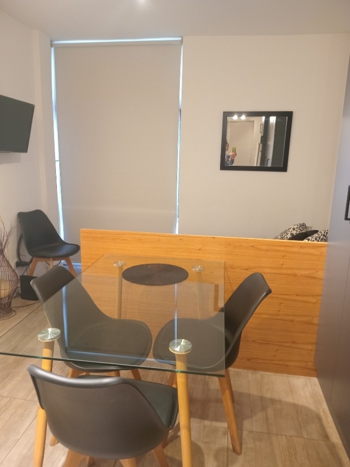 Departamento 1 ambiente reciclado frente al shopping Aldrey 