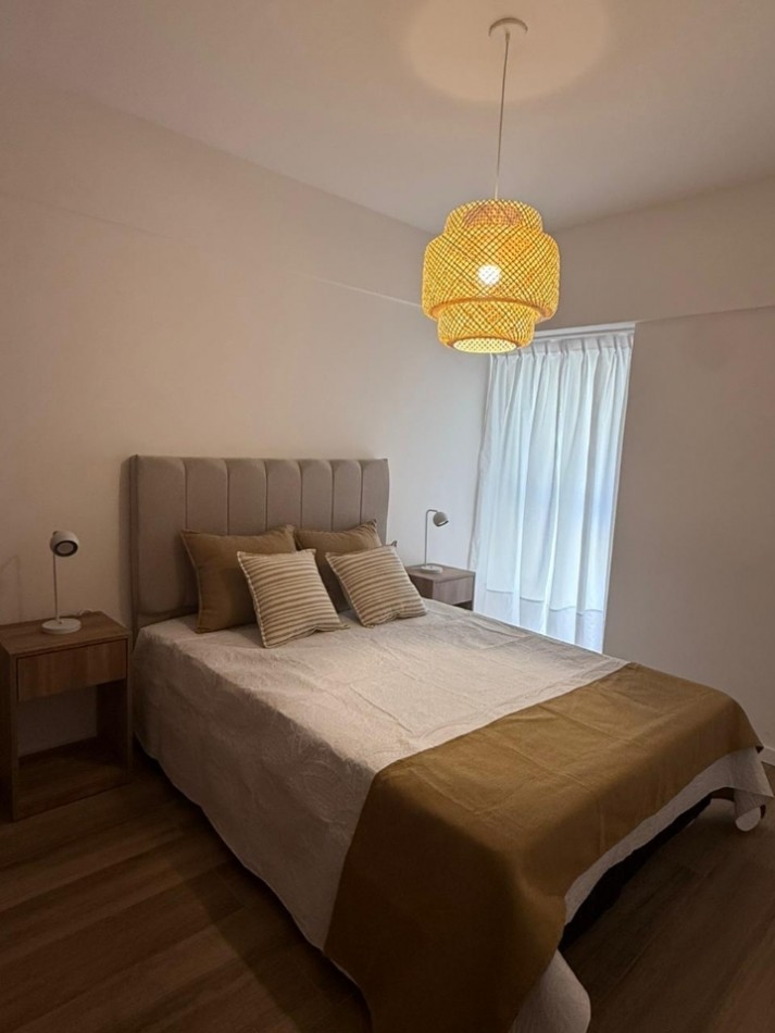 Departamento 2 ambientes reciclado en el centro 