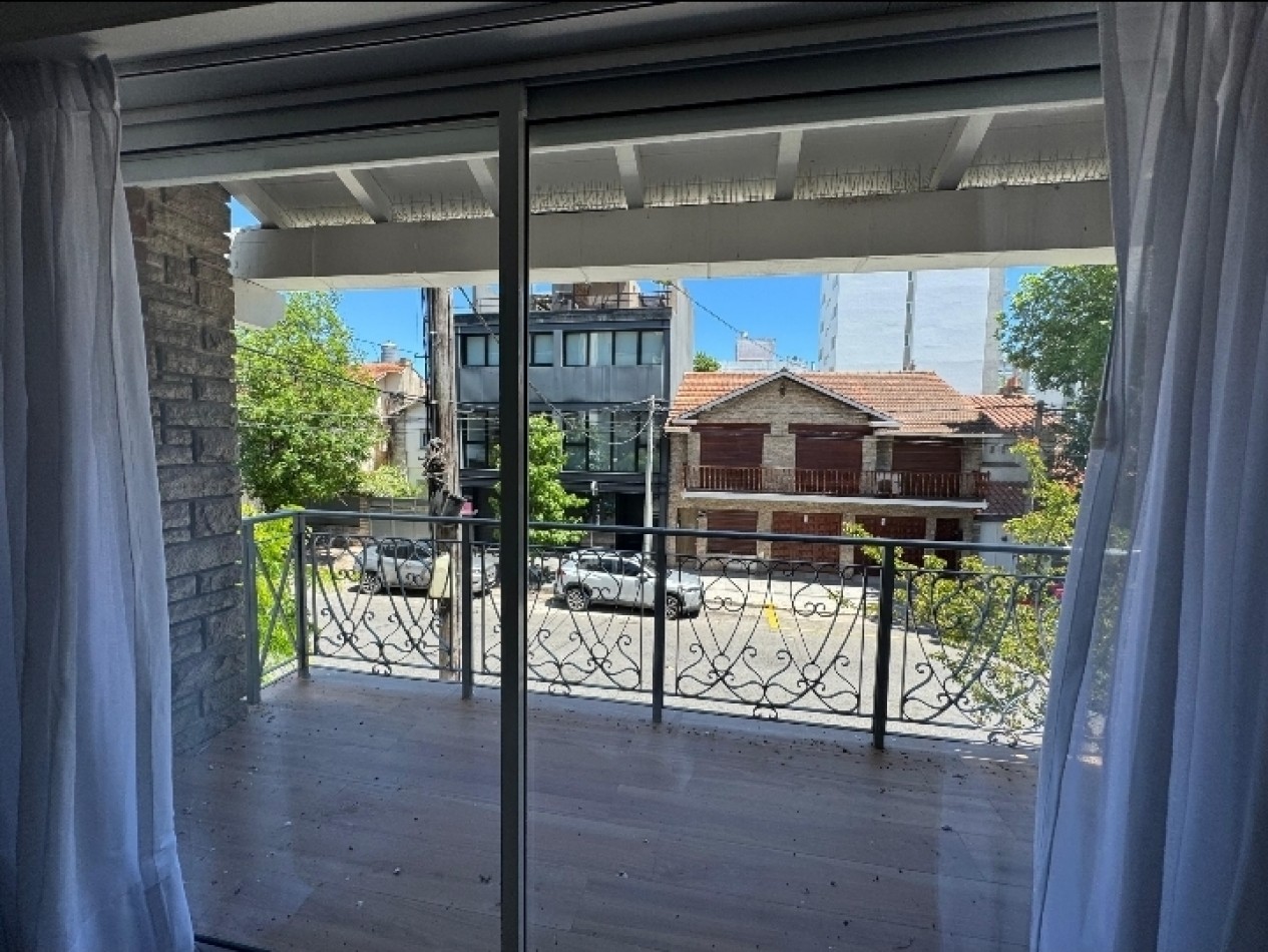 Chalet al frente con garage 