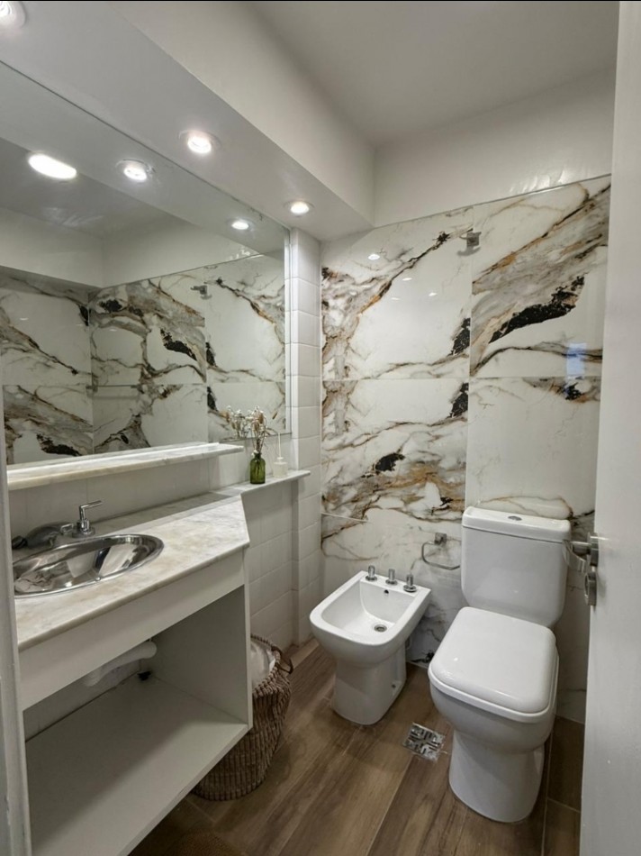 Departamento a la calle muy luminoso 