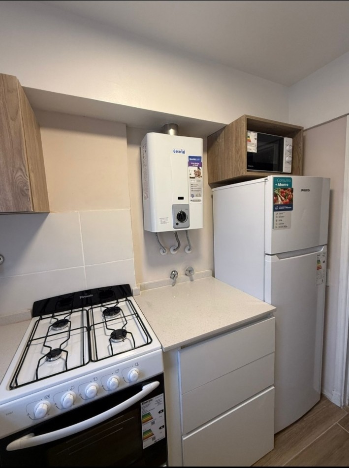 Departamento a la calle muy luminoso 