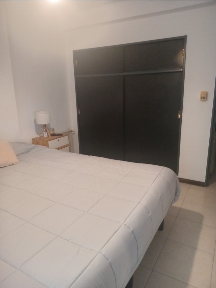 Alquiler 12 meses 3 ambientes Plaza Mitre 
