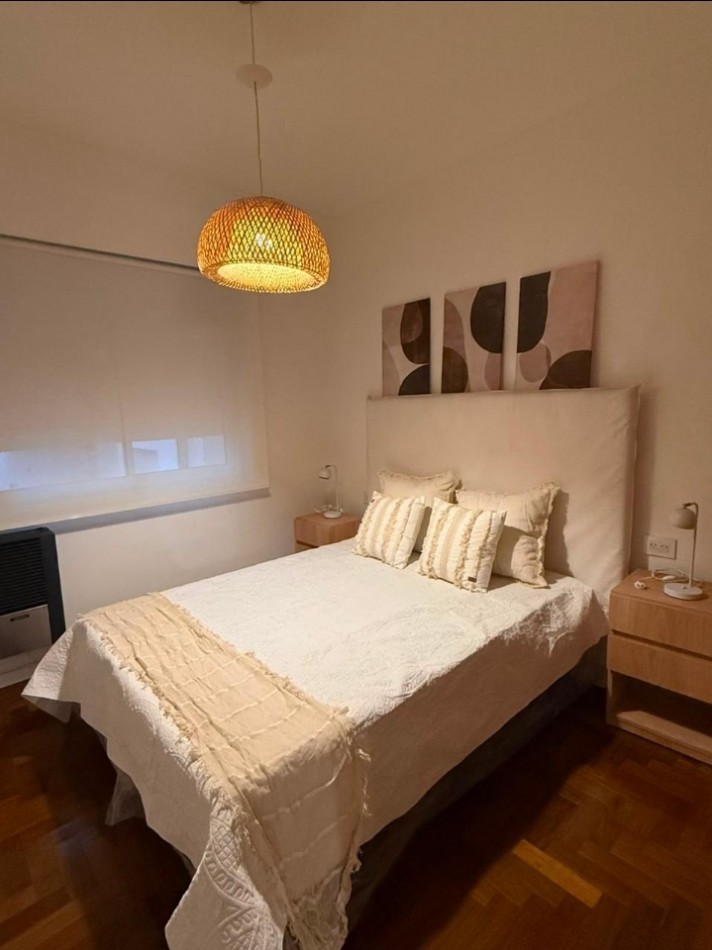2 ambientes con dependencia y balcon a la calle 