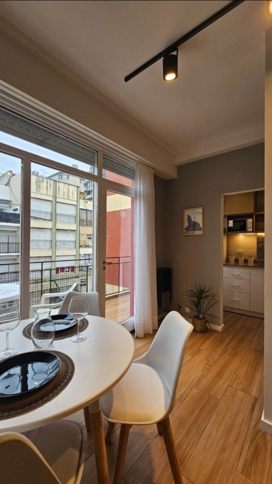 Monoambiente reciclado con balcon terraza 