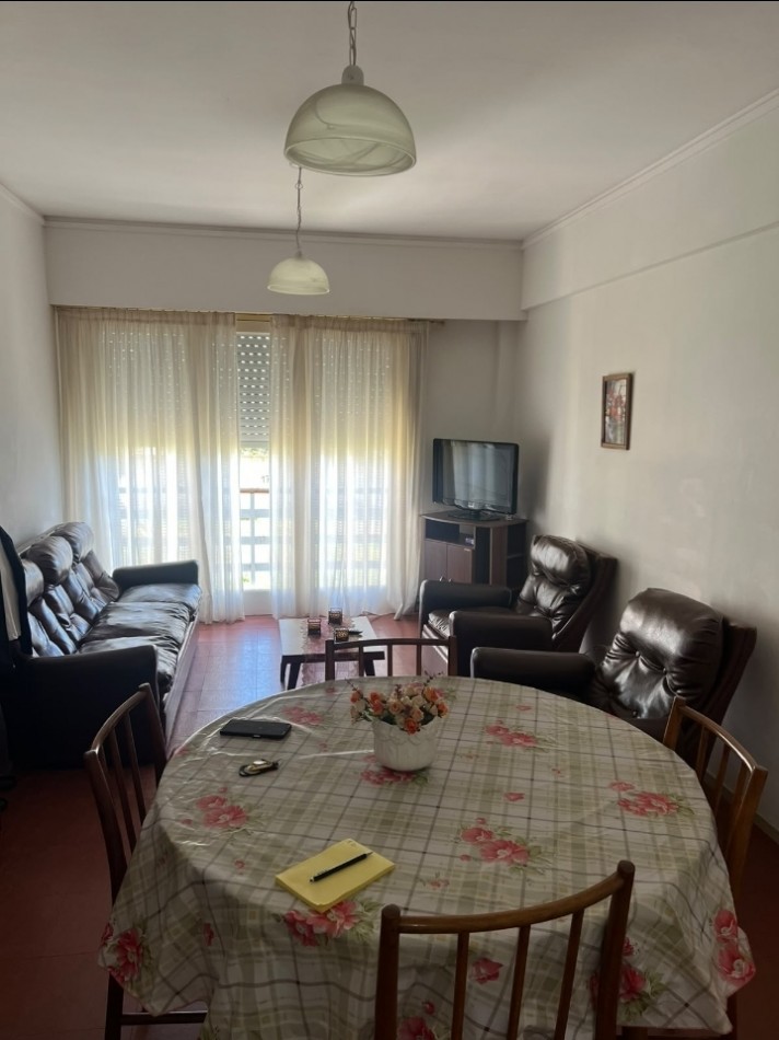 Departamento 3 ambientes con dependencia en Miramar