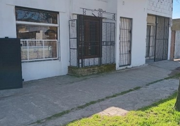 Casa 3 ambientes mas garage. 