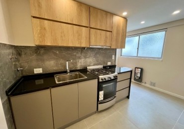 3 ambientes con dependencia de servicio y balcon 