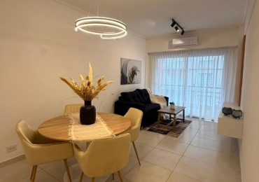 2 ambientes con dependencia y balcon a la calle 