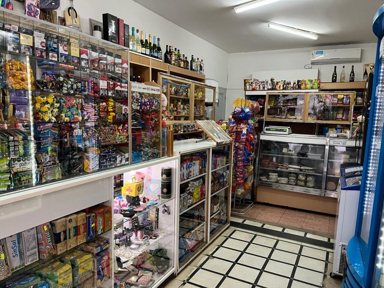 FONDO DE COMERCIO SOBRE COLECTORA EN ZONA COMERCIAL DE BATAN